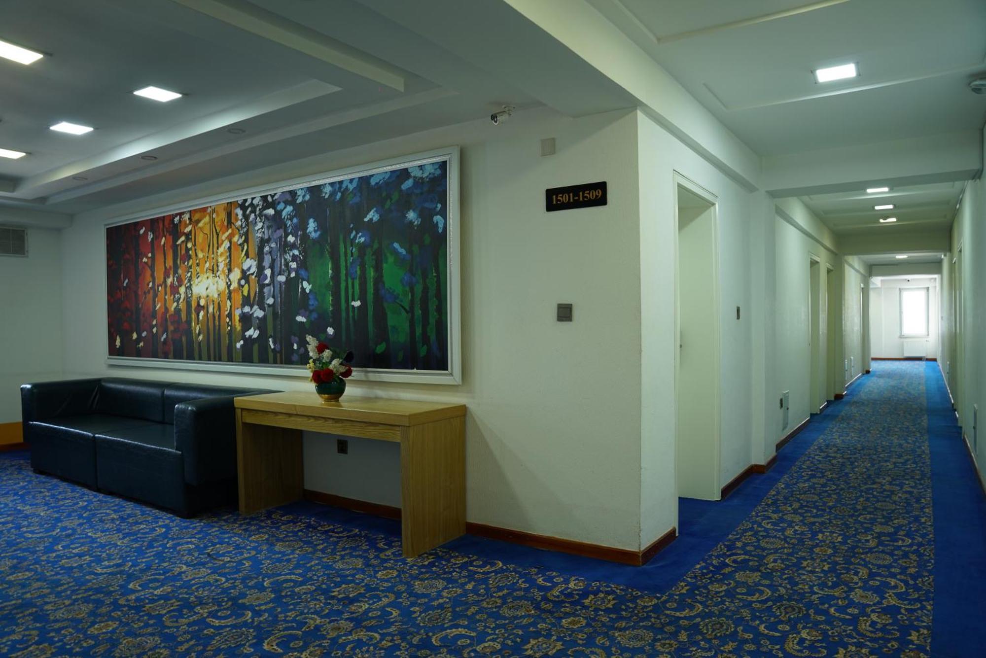 Ub Grand Hotel Ulan Bator Exteriör bild